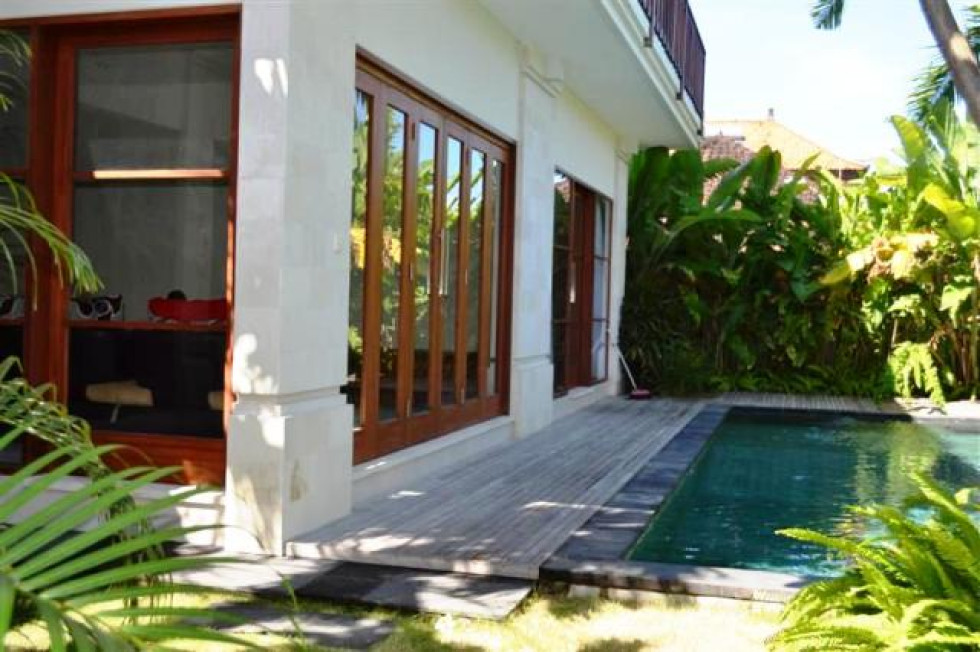 nice and romantic villa for rent in Sanur