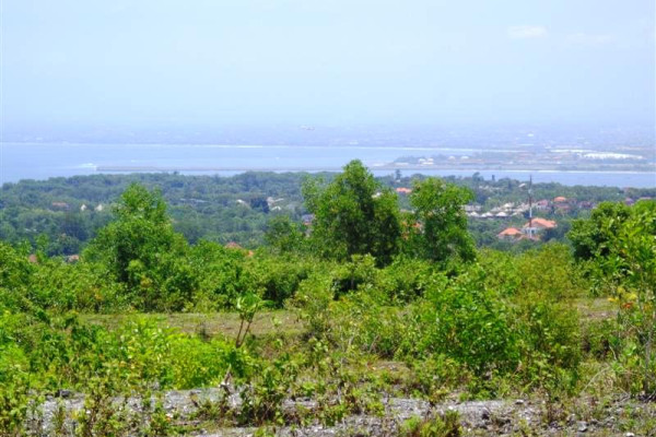 Land for sale in Jimbaran Bali 1,710 sqm in Jimbaran Ungasan